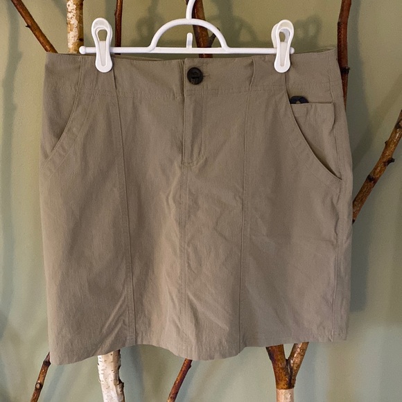 Eastern Mountain Sports Skort - Picture 1 of 5